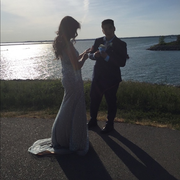 Terani Couture Dress - Picture 3 of 6